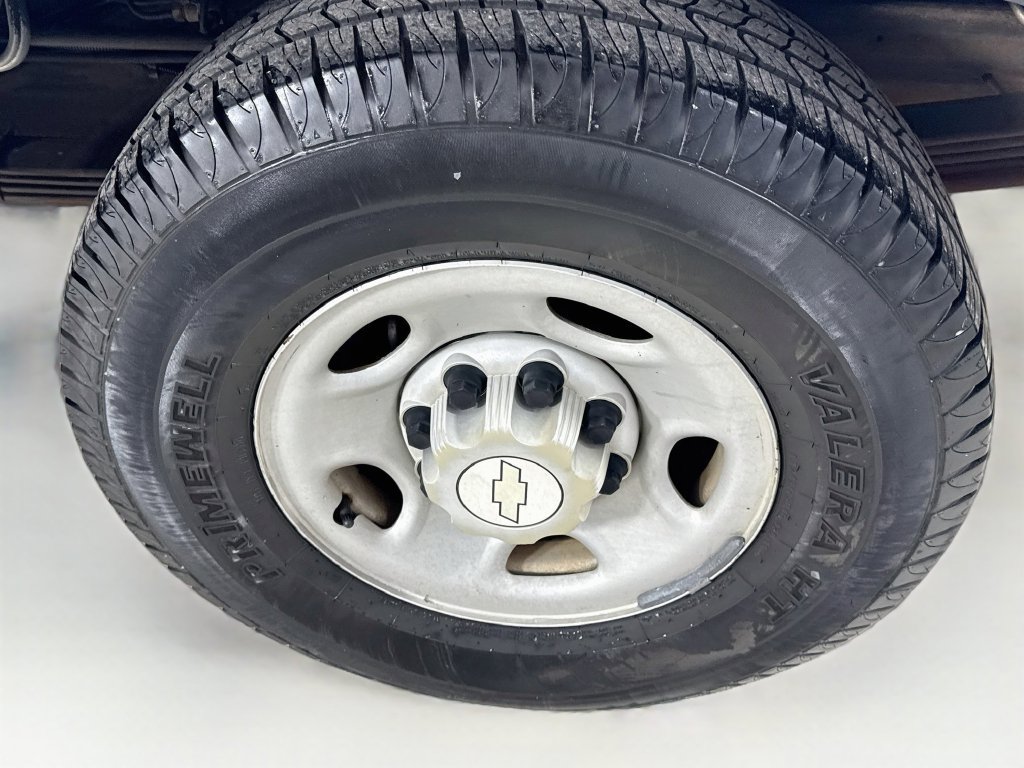 Used 2008 Chevrolet Express 3500 Extended Passenger RWD image 35