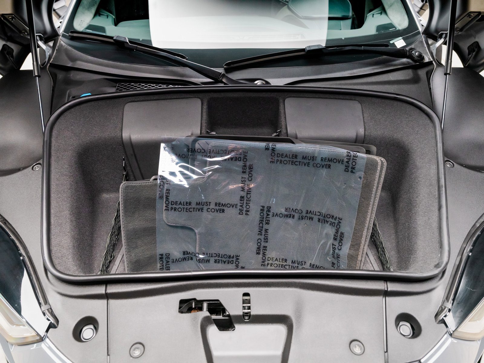 Used 2018 Audi R8 V10 w/ Premium Package image 50