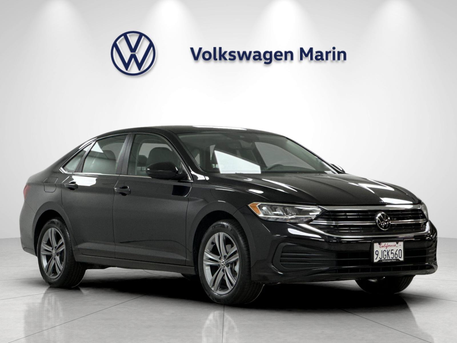 Used 2023 Volkswagen Jetta SE w/ Panoramic Sunroof Package FWD image 7