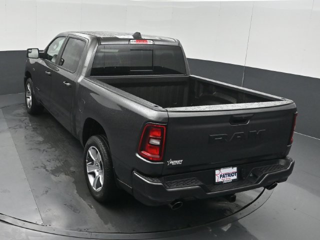 New 2027 RAM 1500 Express RWD image 40