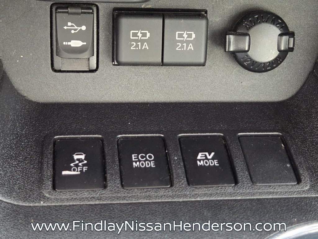 Used 2019 Toyota Highlander XLE AWD/4WD image 33