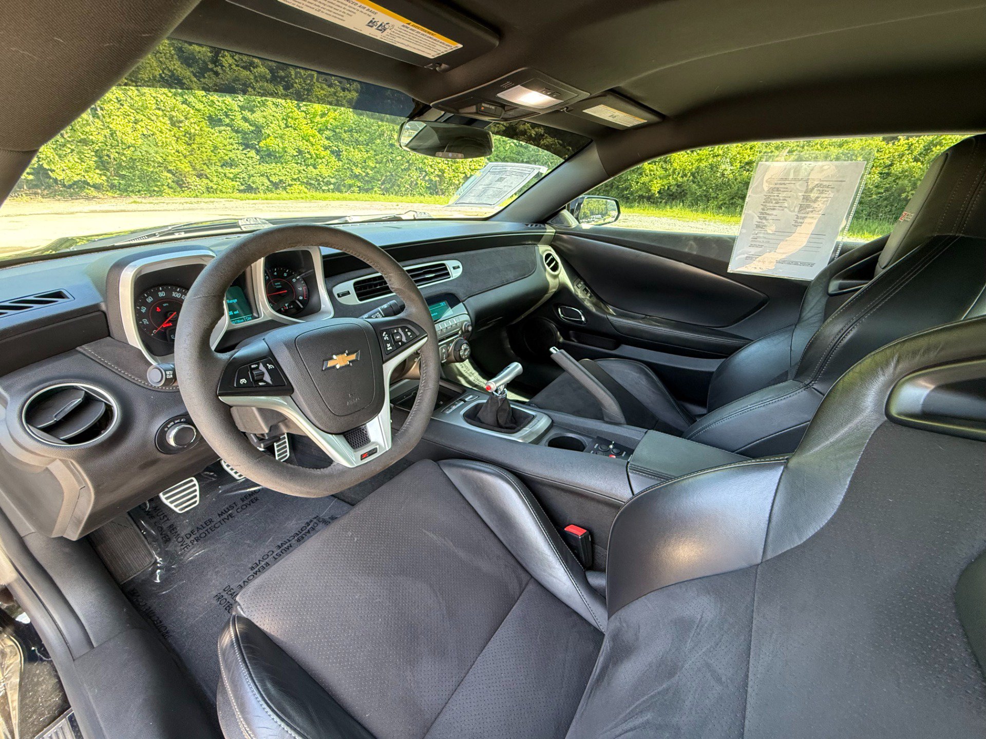 Used 2015 Chevrolet Camaro Z/28 RWD image 13