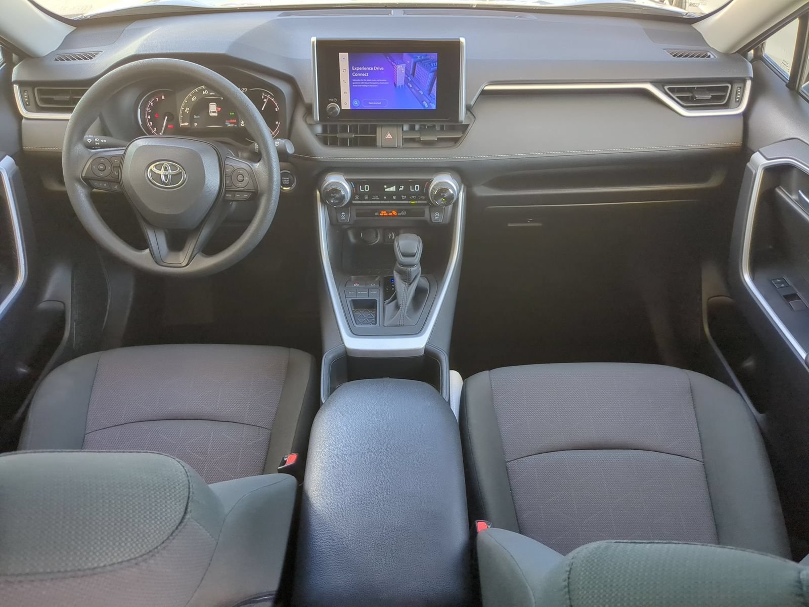 Used 2025 Toyota RAV4 XLE FWD image 25