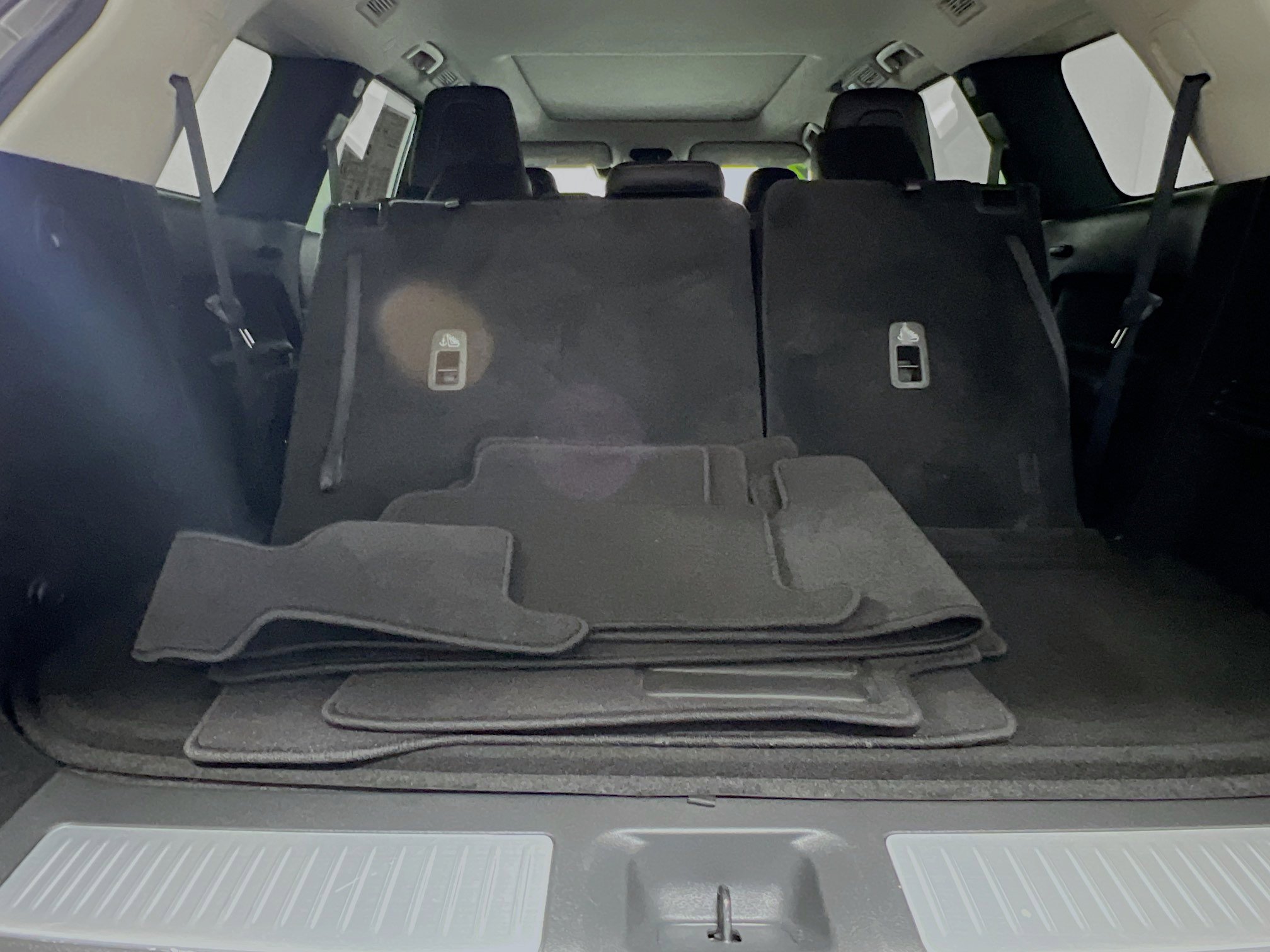 Used 2023 INFINITI QX60 Luxe w/ Cargo Package FWD image 34