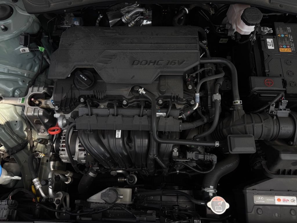 Certified 2024 Hyundai Kona SEL FWD image 10