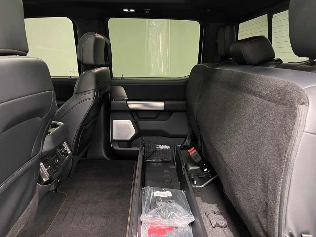 Used 2026 Ford F450 Platinum w/ FX4 Off-Road Package AWD/4WD image 50
