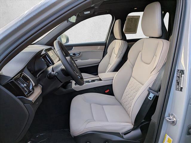 New 2025 Volvo XC90 B6 Core w/ Protection Package Premier image 4