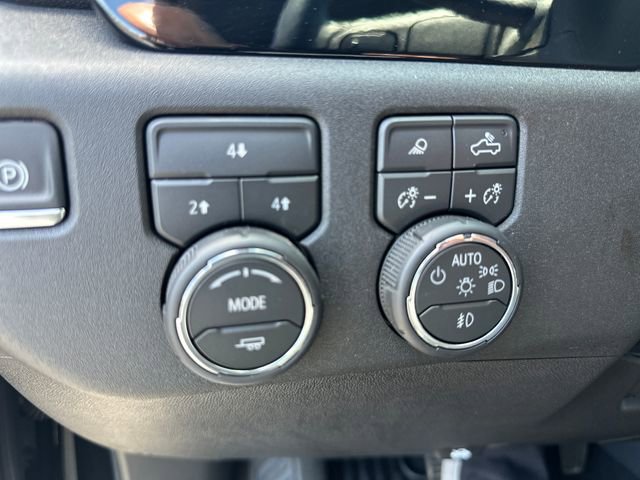Used 2026 Chevrolet Silverado 2500 LT w/ Trail Boss Package AWD/4WD image 14
