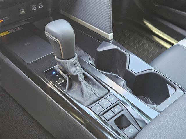 Used 2026 Toyota Camry SE w/ Convenience Package image 12