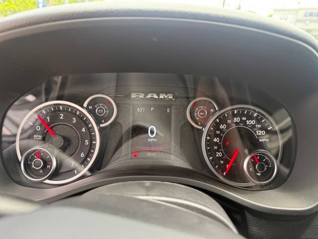 New 2026 RAM 1500 Express AWD/4WD image 39
