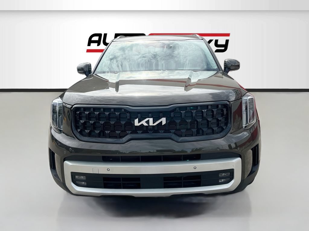 Used 2023 Kia Telluride SX AWD/4WD image 2