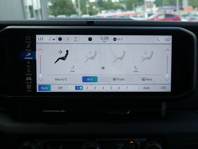 New 2025 Jeep Wrangler Unlimited Rubicon w/ XTREMEE 35" Tire Package image 23