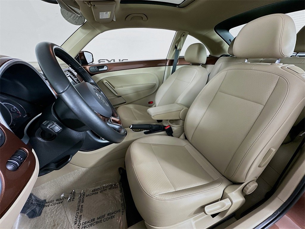 Used 2017 Volkswagen Beetle 1.8T SEL image 3