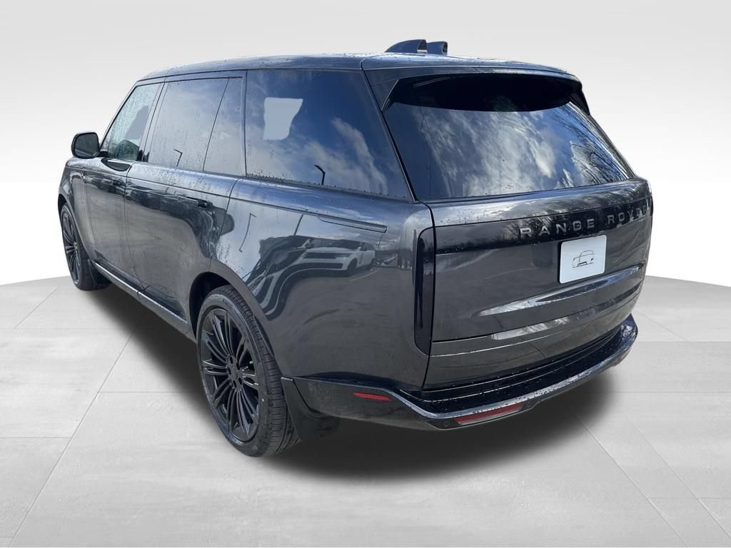 New 2026 Land Rover Range Rover Long Wheelbase SE AWD/4WD image 3