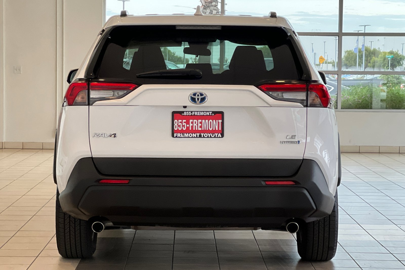 Certified 2024 Toyota RAV4 LE AWD/4WD image 5