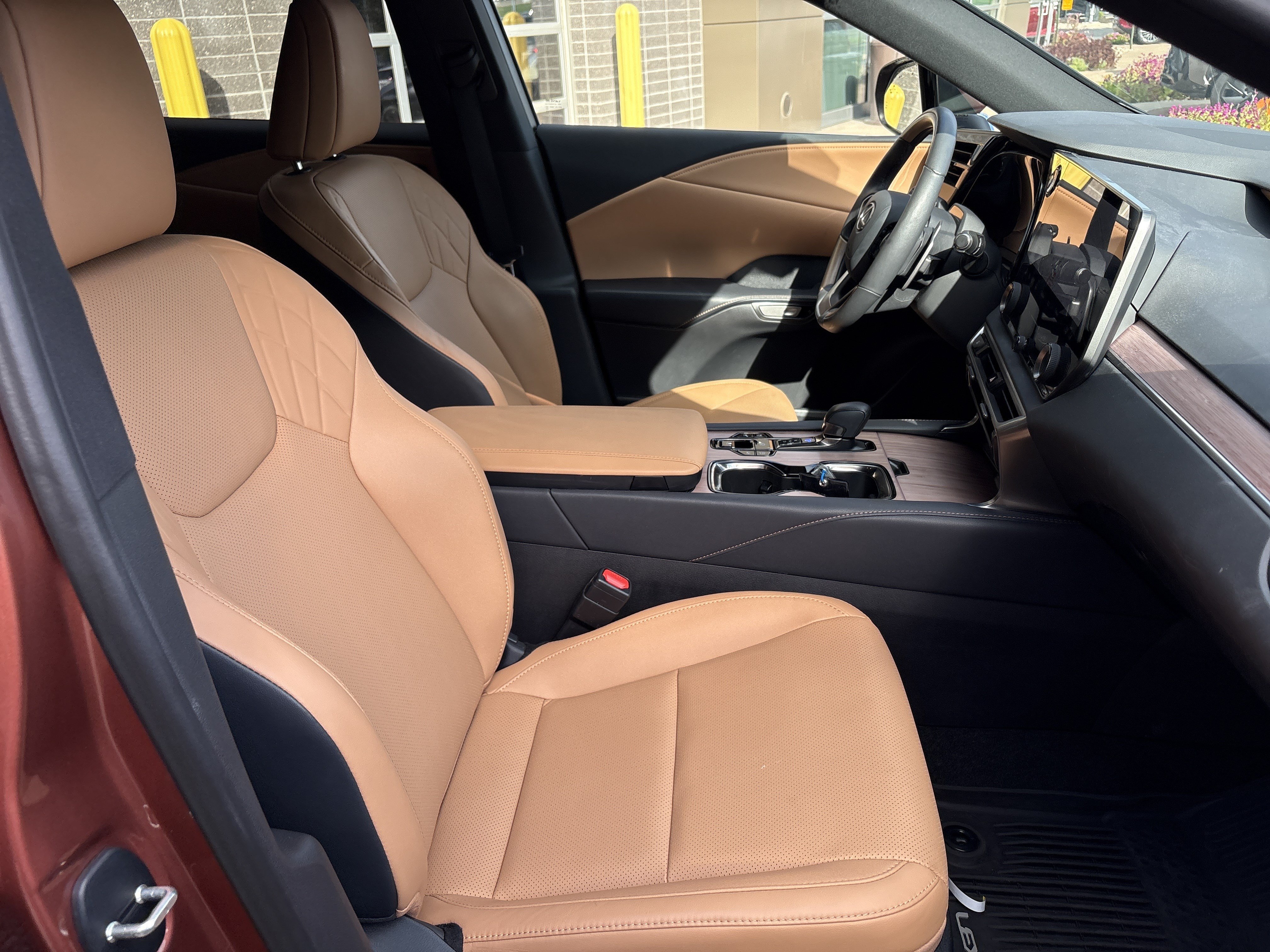 Certified 2025 Lexus RX 350 Premium w/ Convenience Package AWD/4WD image 33