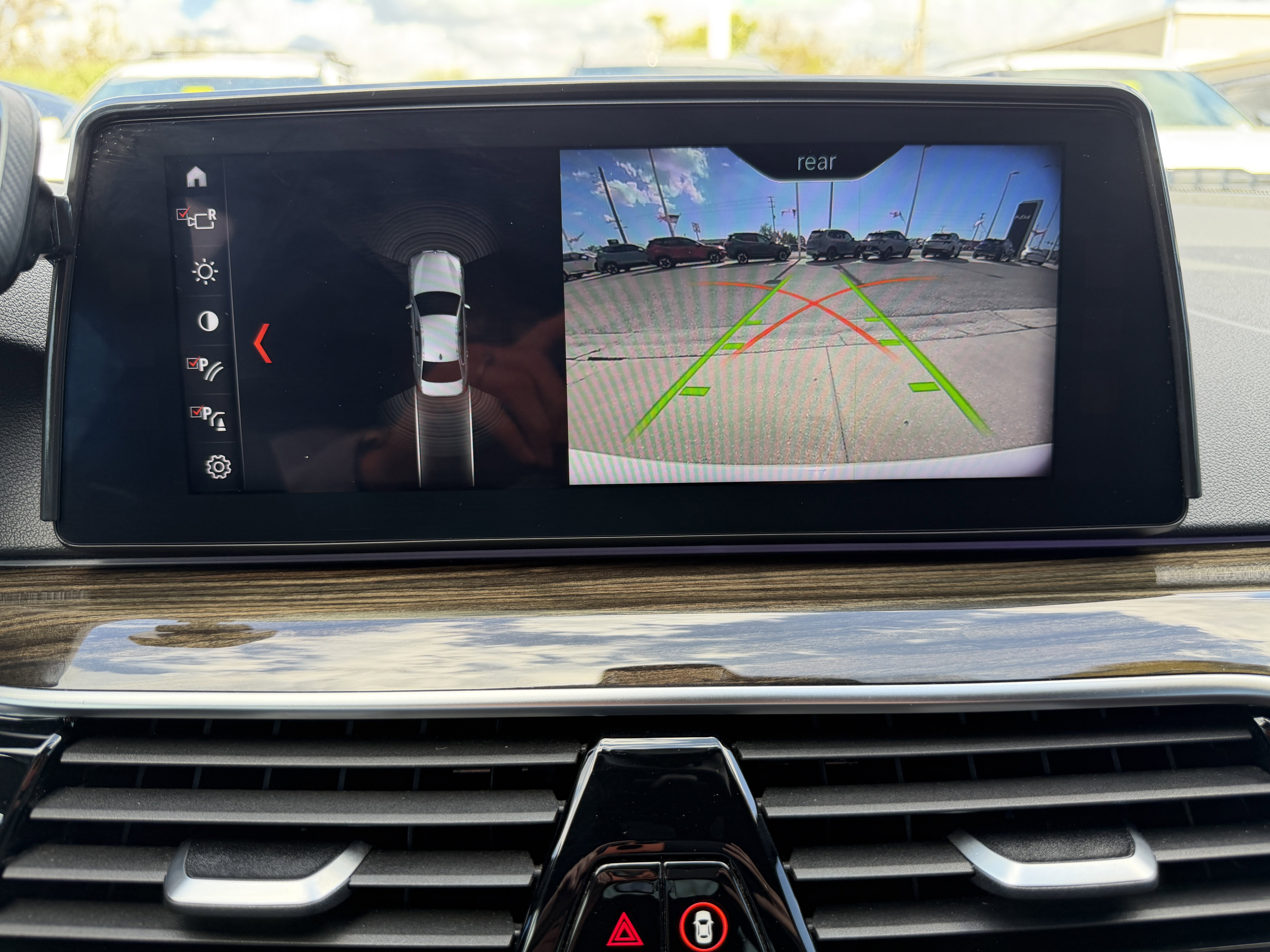 Used 2018 BMW 540i image 24