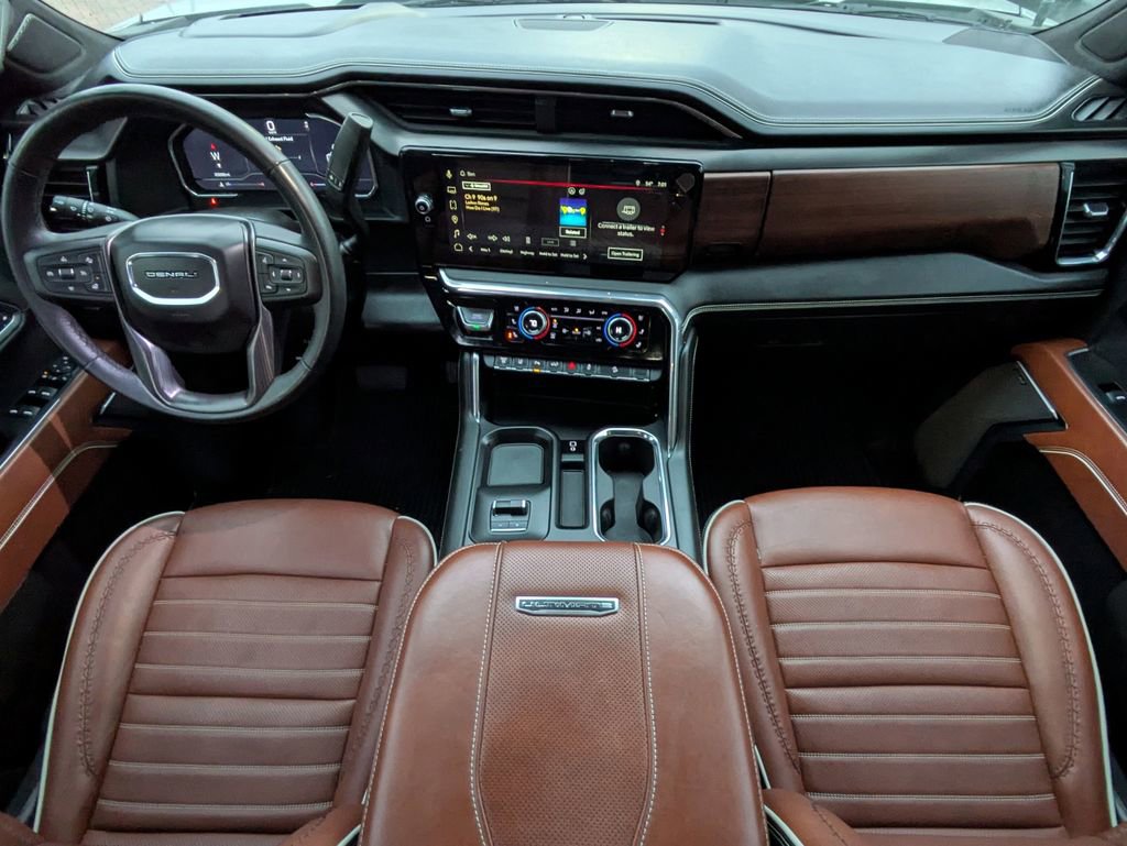 Used 2024 GMC Sierra 2500 Denali Ultimate image 15