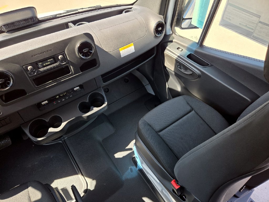 New 2026 Mercedes-Benz Sprinter 2500 image 28