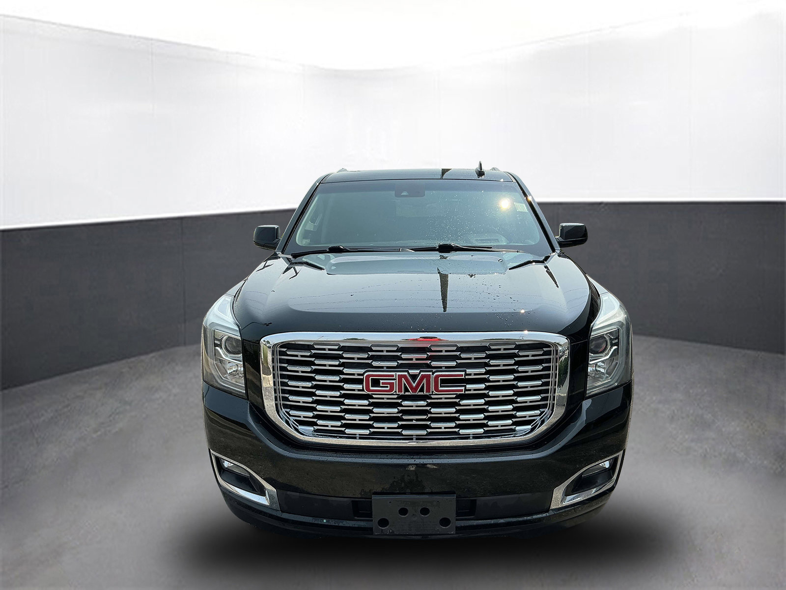 Used 2018 GMC Yukon Denali w/ Denali Ultimate Package image 9