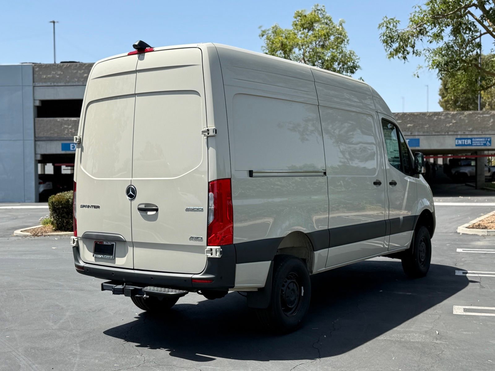New 2025 Mercedes-Benz Sprinter 2500 image 13