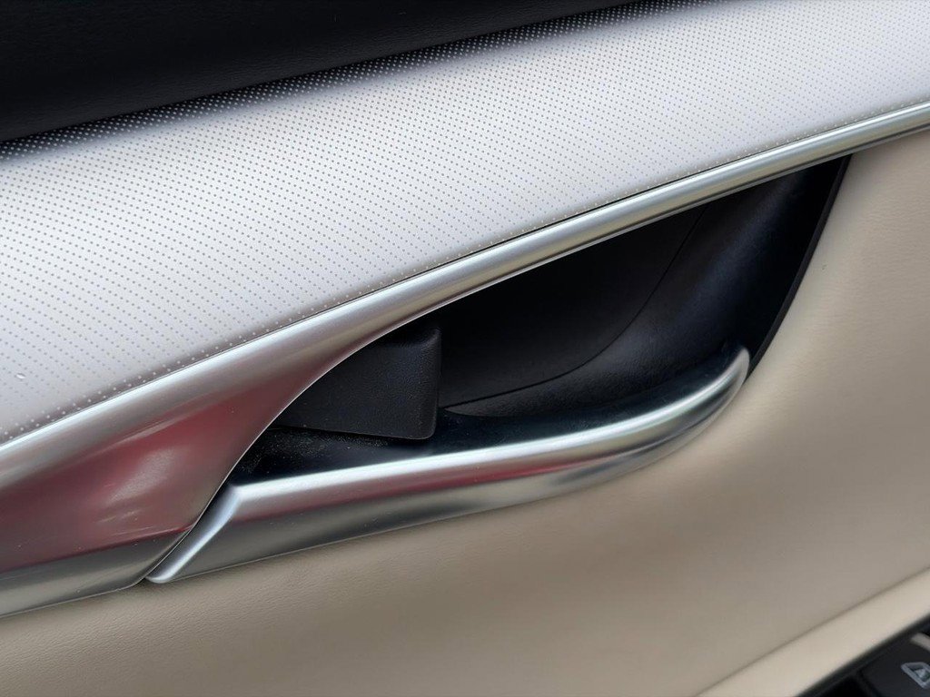 Used 2022 INFINITI QX50 Sensory w/ Cargo Package AWD/4WD image 21