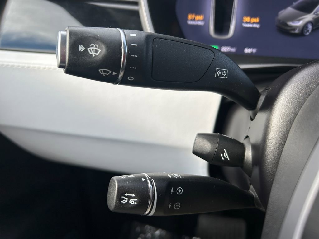 Used 2019 Tesla Model X Long Range image 22