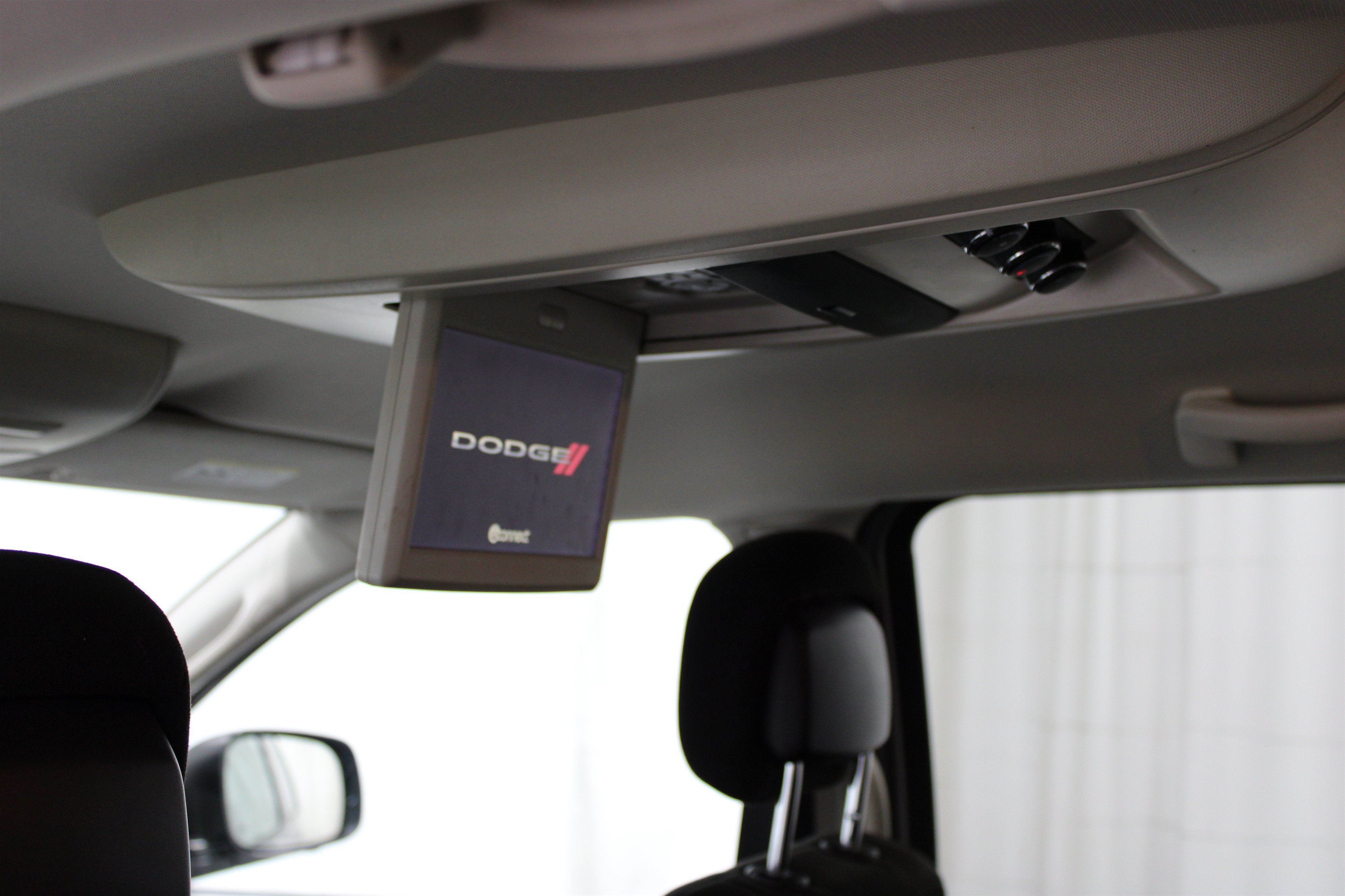 Used 2017 Dodge Grand Caravan SE w/ Power Window Group FWD image 19