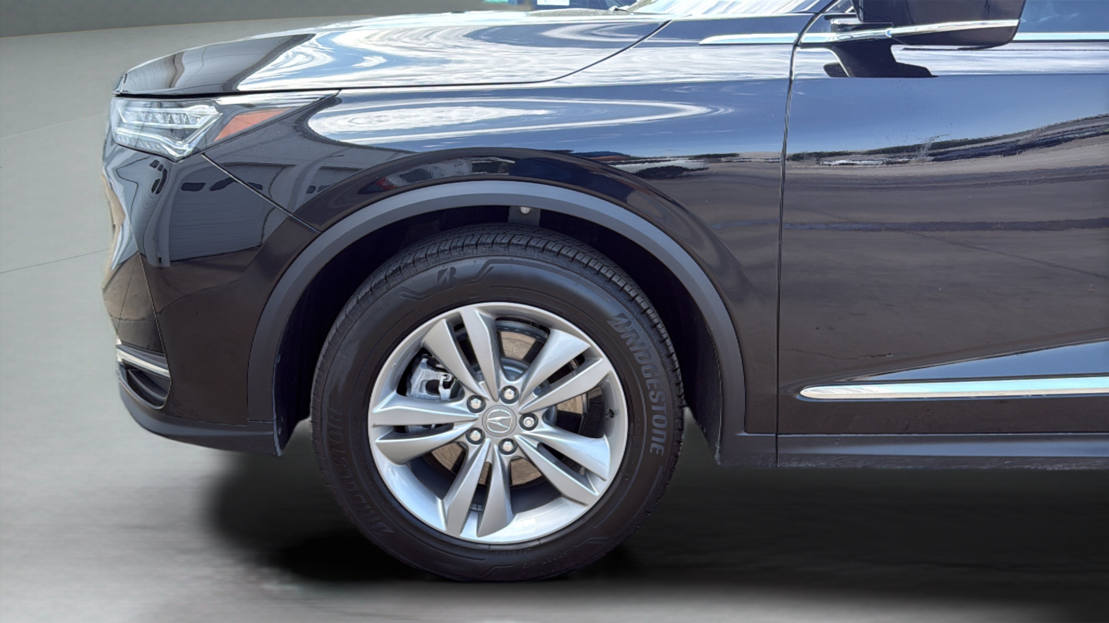 Used 2026 Acura MDX SH-AWD image 31