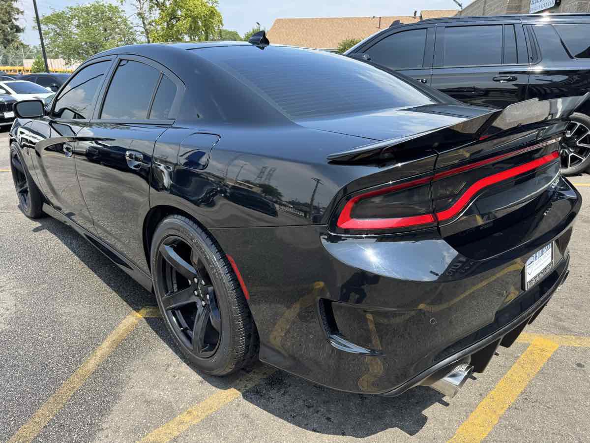 Used 2018 Dodge Charger SRT Hellcat w/ Harman/Kardon Audio Group RWD image 10