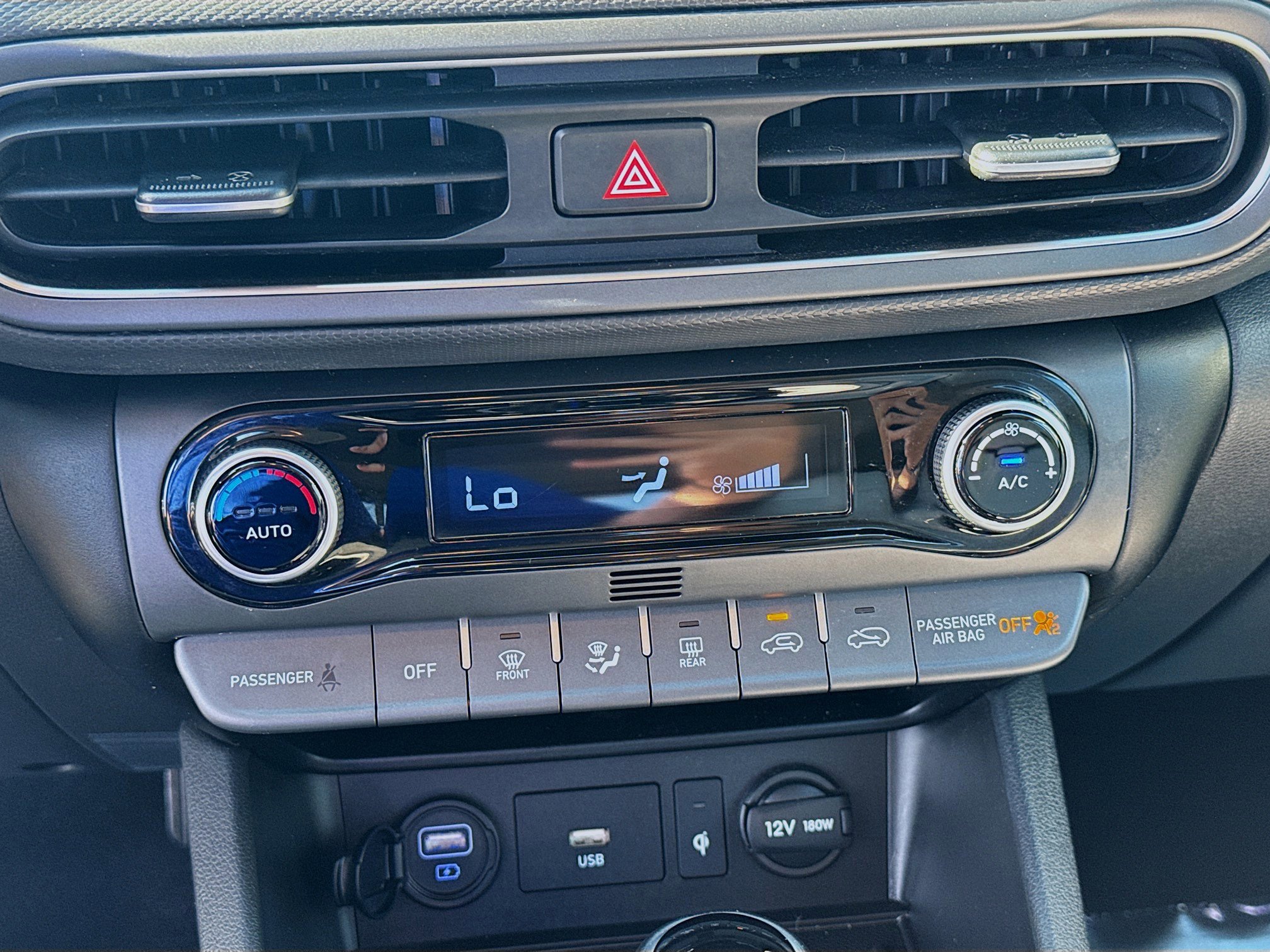 Used 2023 Hyundai Kona Limited w/ Cargo Package image 13