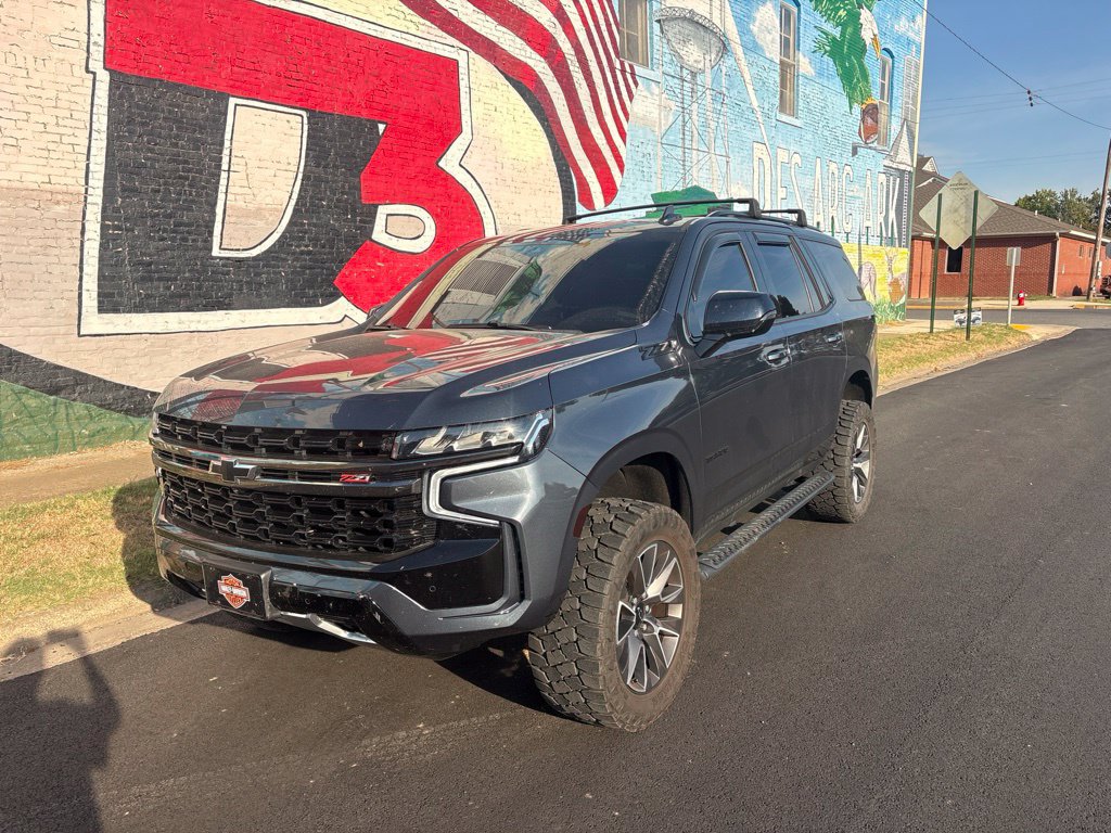 Used 2021 Chevrolet Tahoe Z71 w/ Z71 Signature Package AWD/4WD image 2