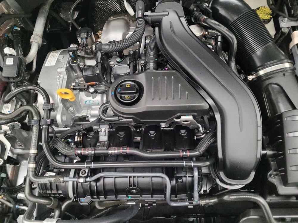 Used 2025 Volkswagen Jetta Sport FWD image 30