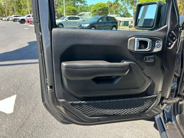 Used 2022 Jeep Gladiator Sport AWD/4WD image 12