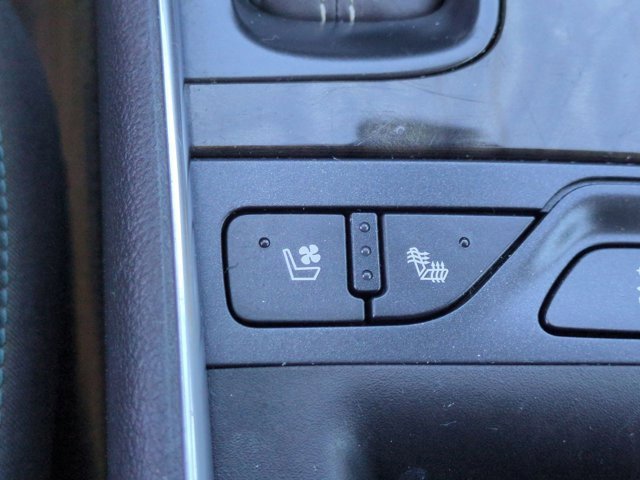 Used 2014 Chevrolet Impala LTZ image 23