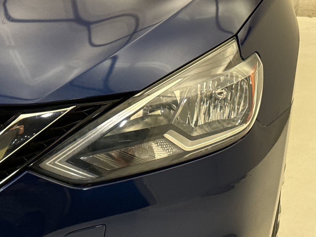 Used 2018 Nissan Sentra S FWD image 5