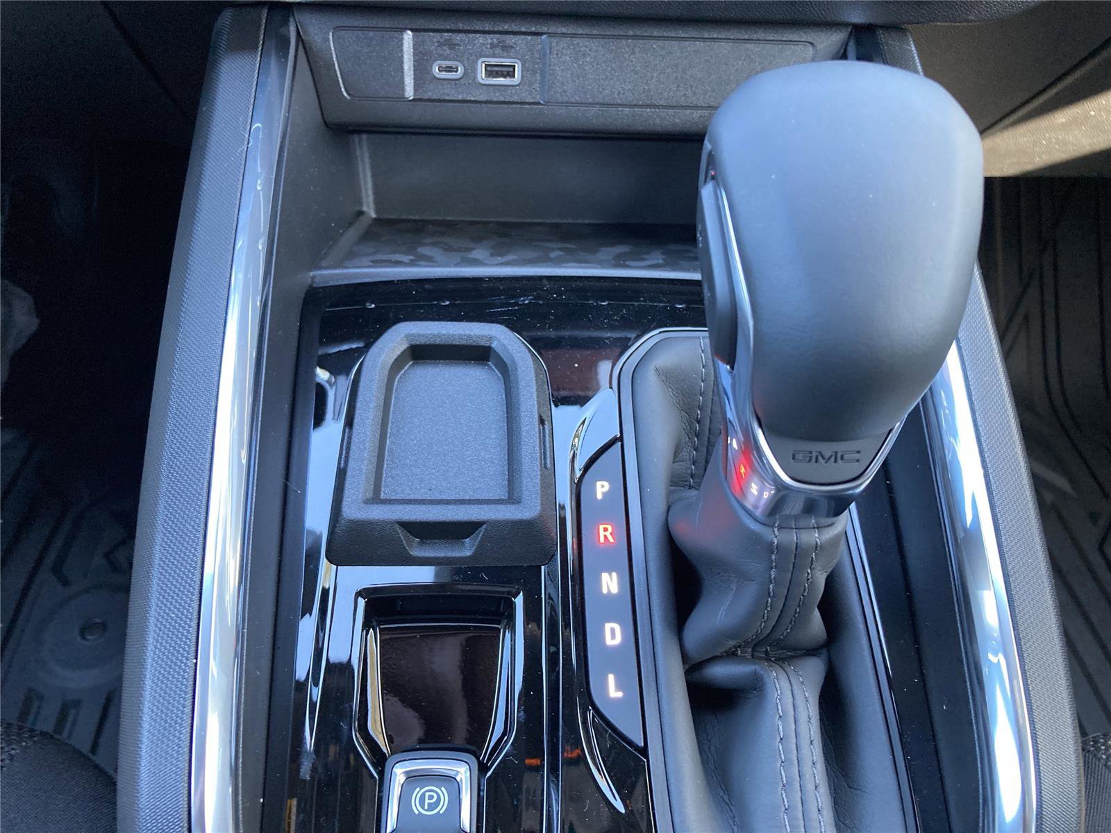 New 2026 GMC Canyon Elevation w/ Convenience Package image 28