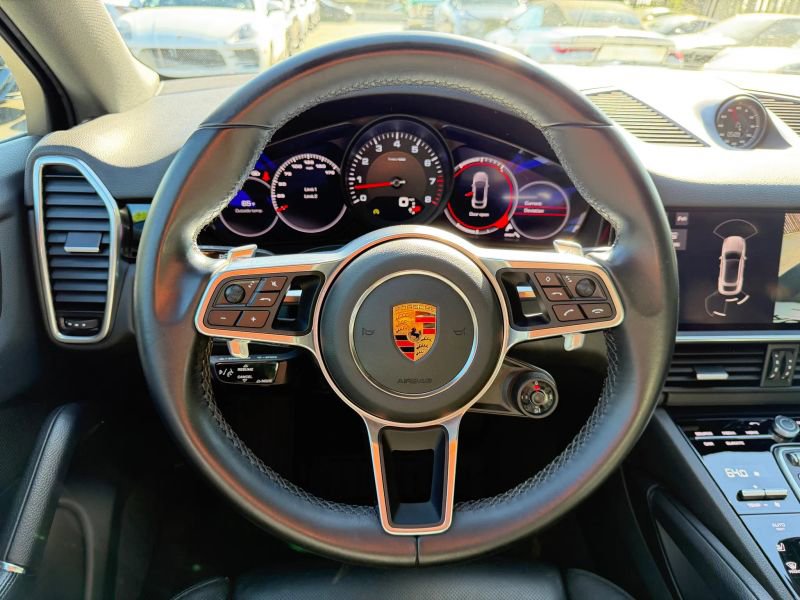 Used 2021 Porsche Cayenne Coupe AWD/4WD image 22