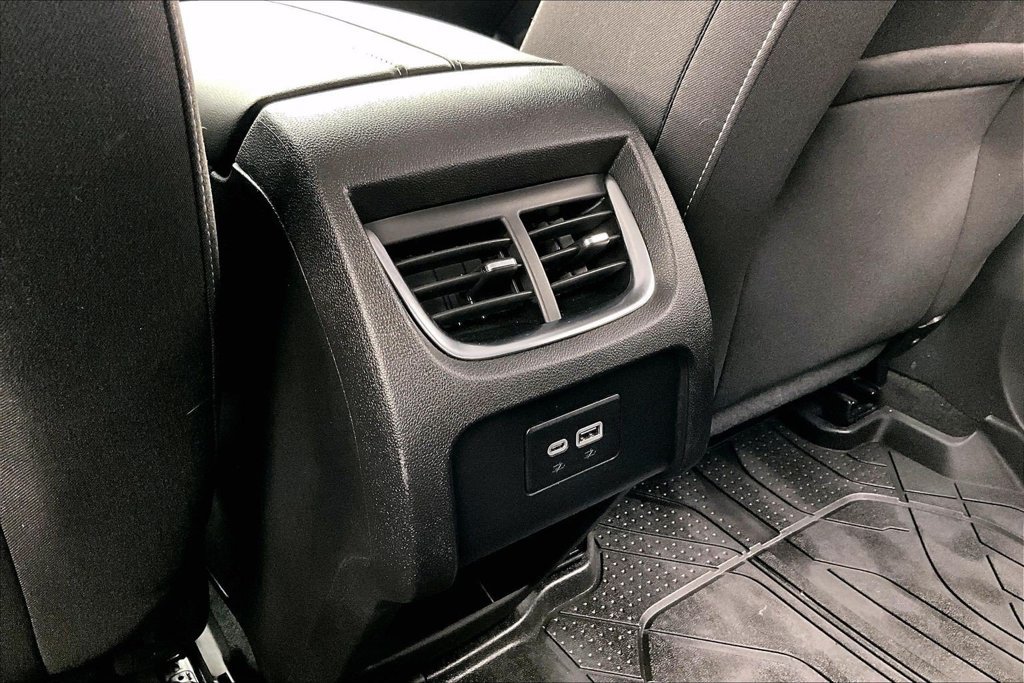Used 2024 Chevrolet Blazer LT w/ Convenience Package FWD image 33