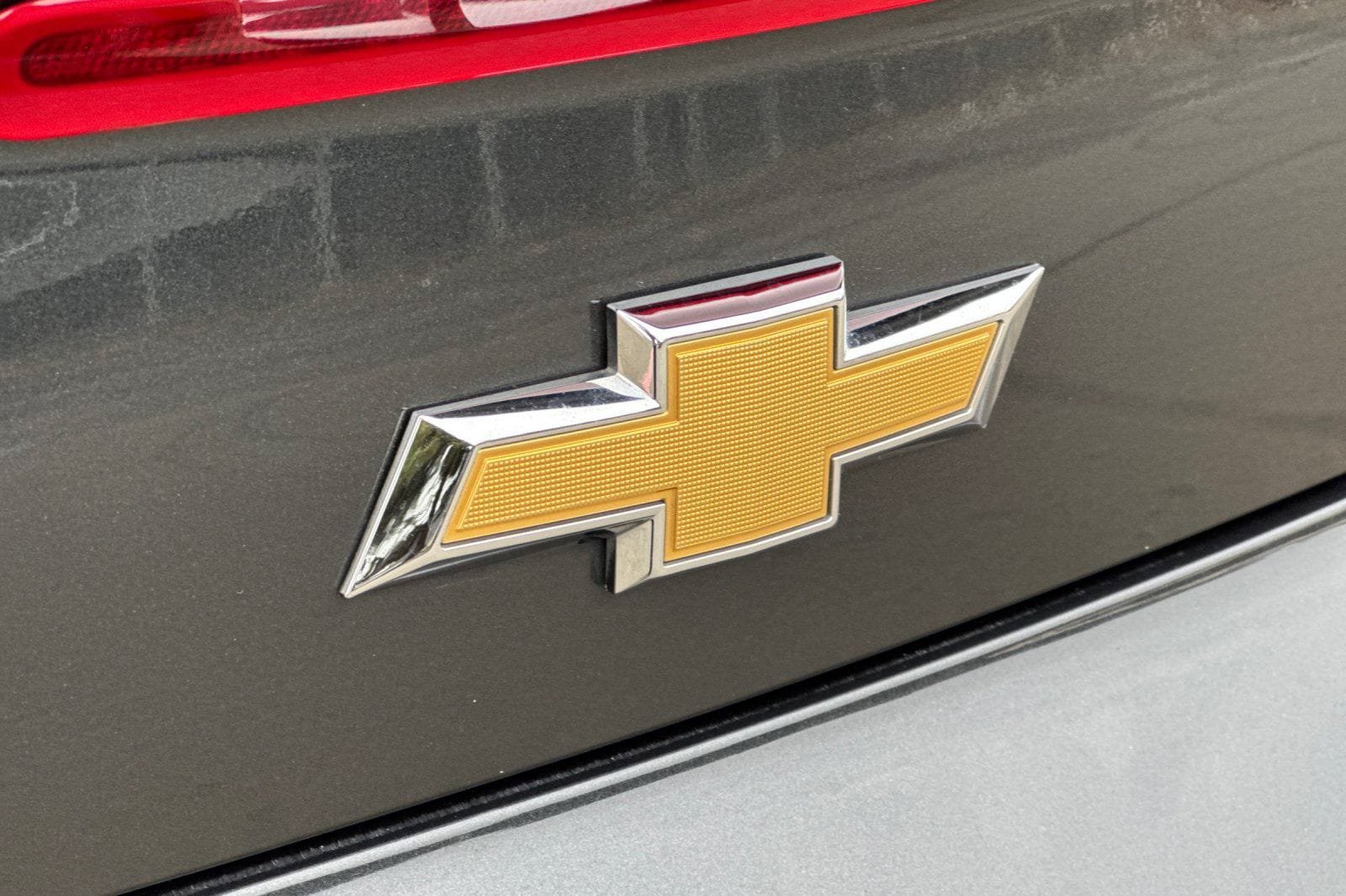 Used 2015 Chevrolet Camaro LT RWD image 32