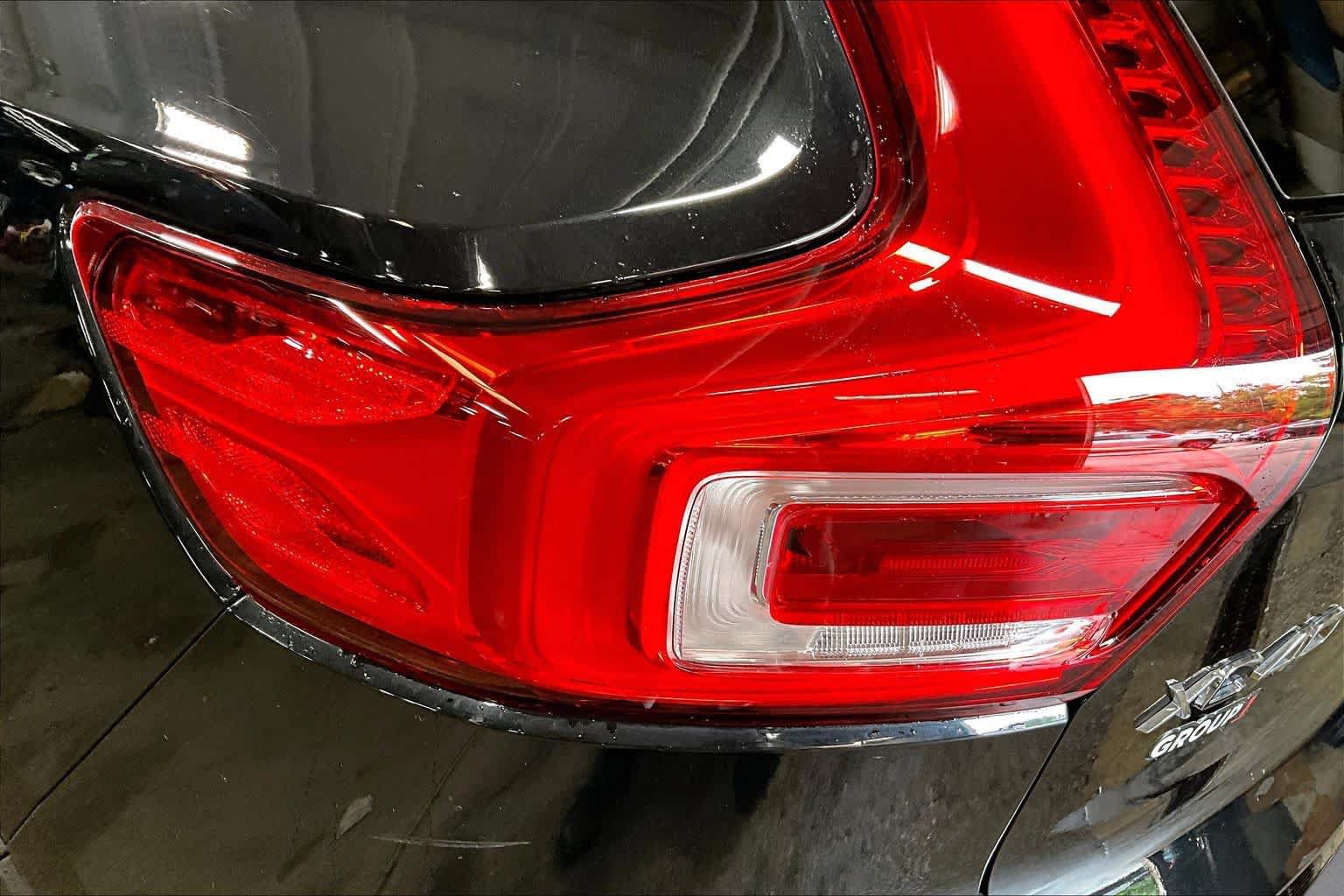Used 2024 Volvo XC40 B5 Plus w/ Climate Package AWD/4WD image 27