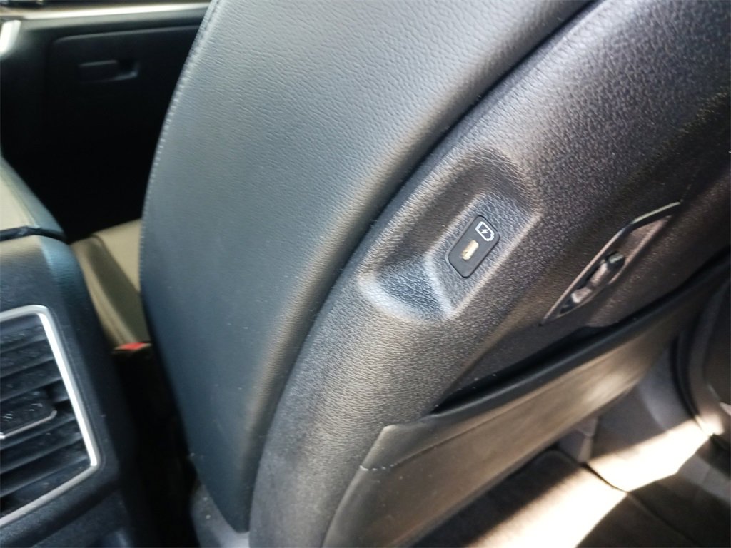 Used 2023 Kia Sportage EX image 28