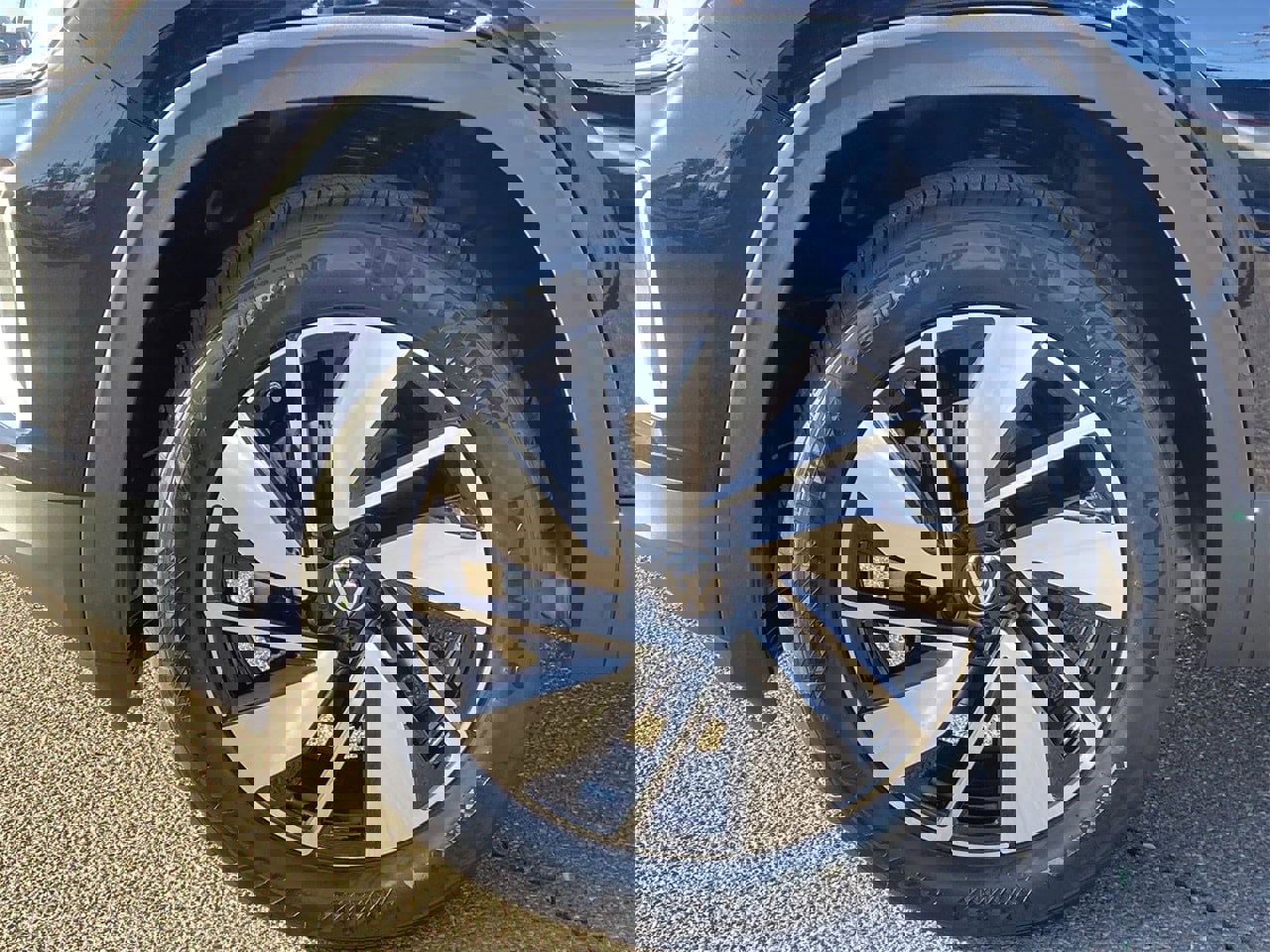 New 2026 Volkswagen Atlas SE image 6