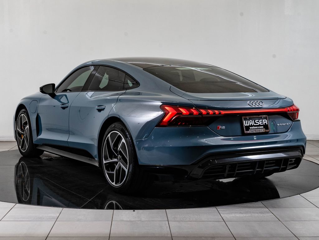 Used 2022 Audi RS e-tron GT image 6
