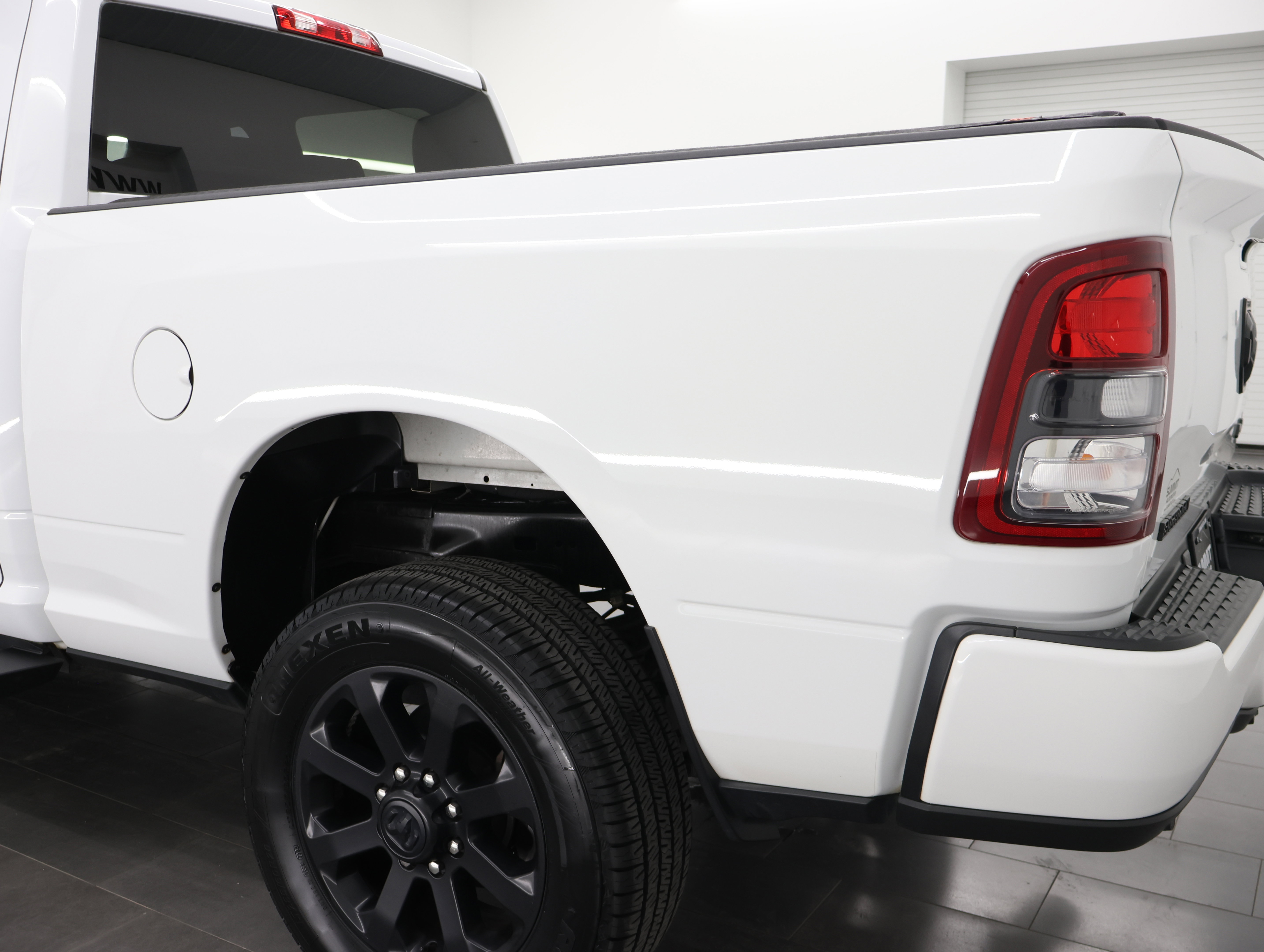 Used 2022 RAM 2500 Big Horn w/ Night Edition AWD/4WD image 30