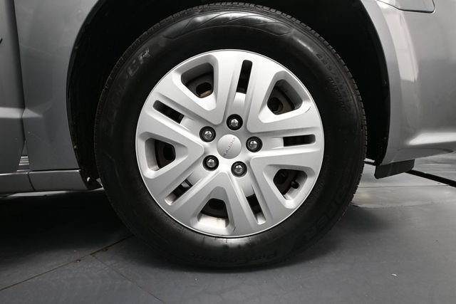 Used 2014 Dodge Grand Caravan SE w/ Quick Order Package 29E SE FWD image 15