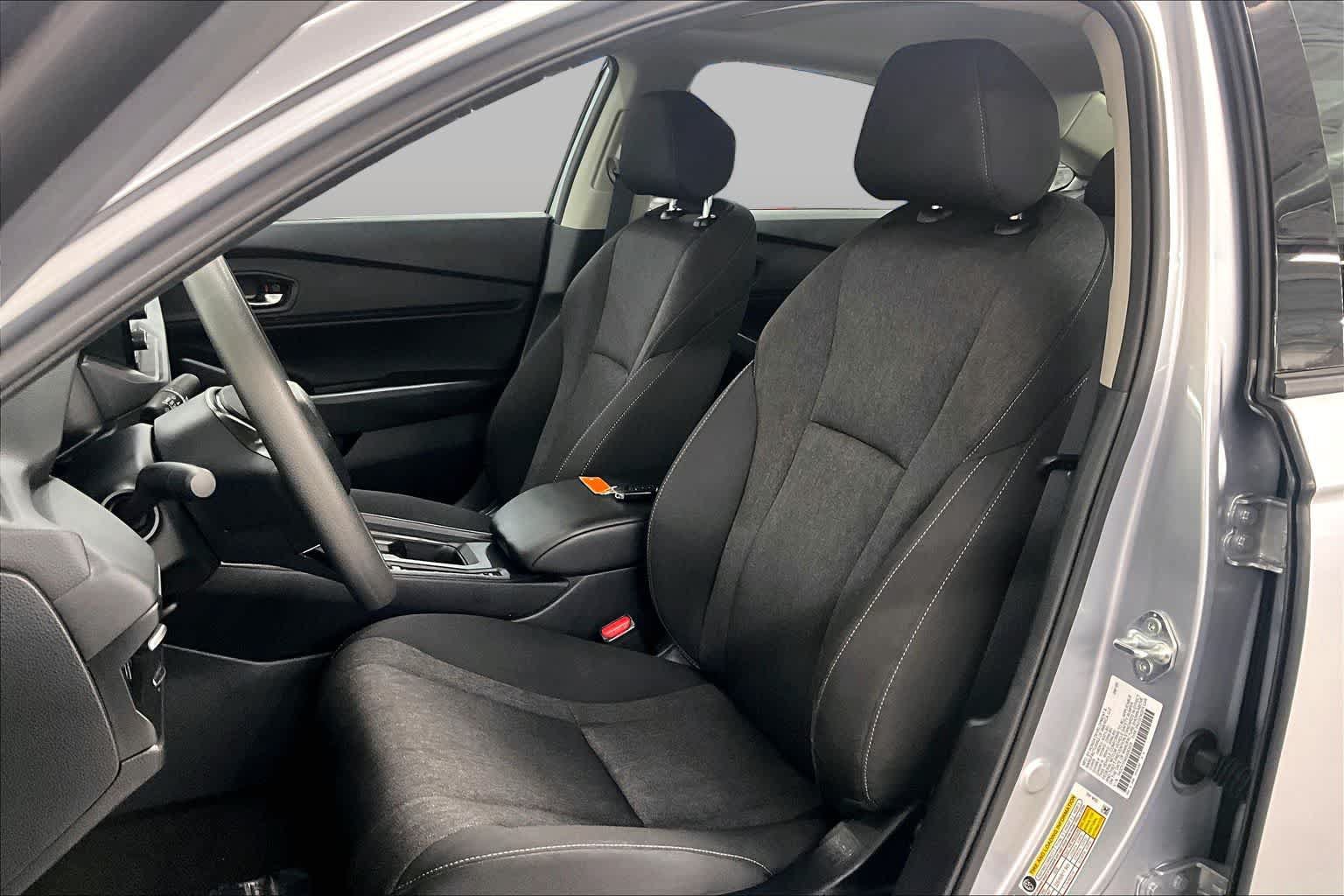 Used 2025 Honda Accord SE image 8