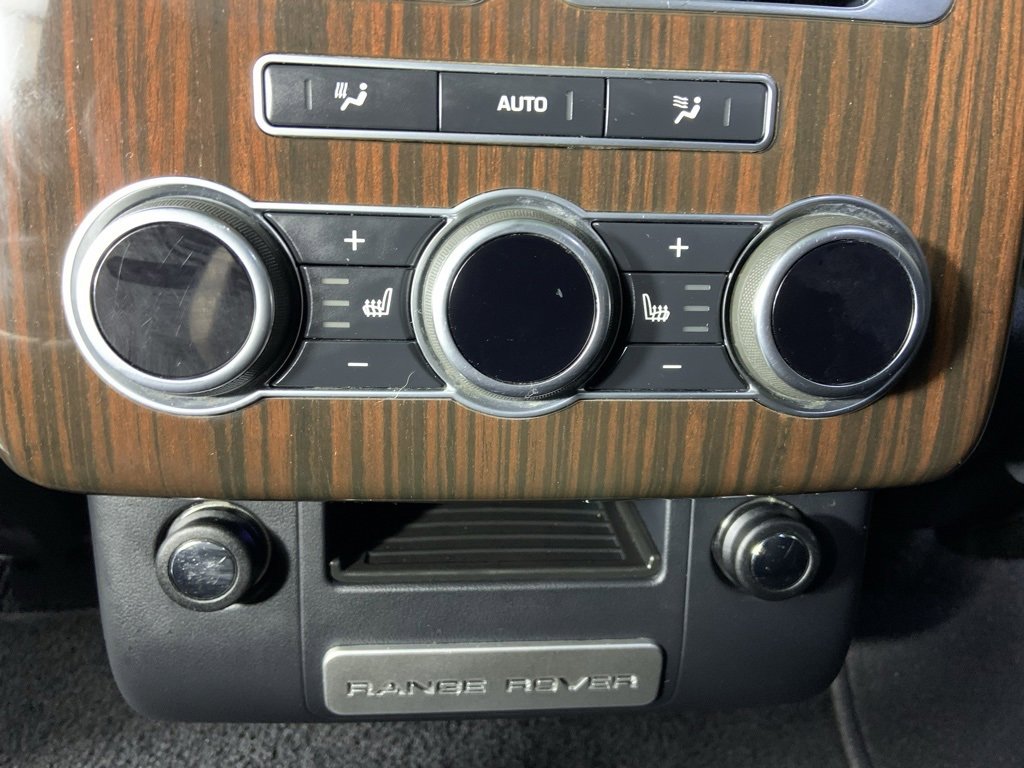 Used 2016 Land Rover Range Rover HSE image 26