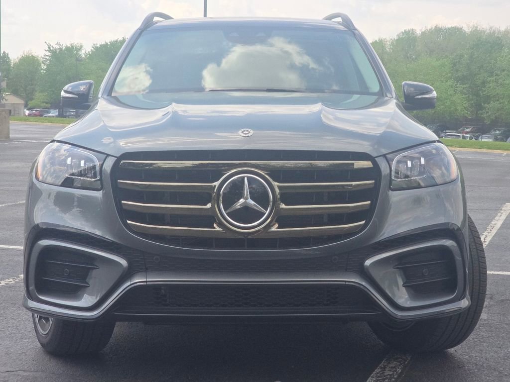 New 2026 Mercedes-Benz GLS 450 4MATIC image 11