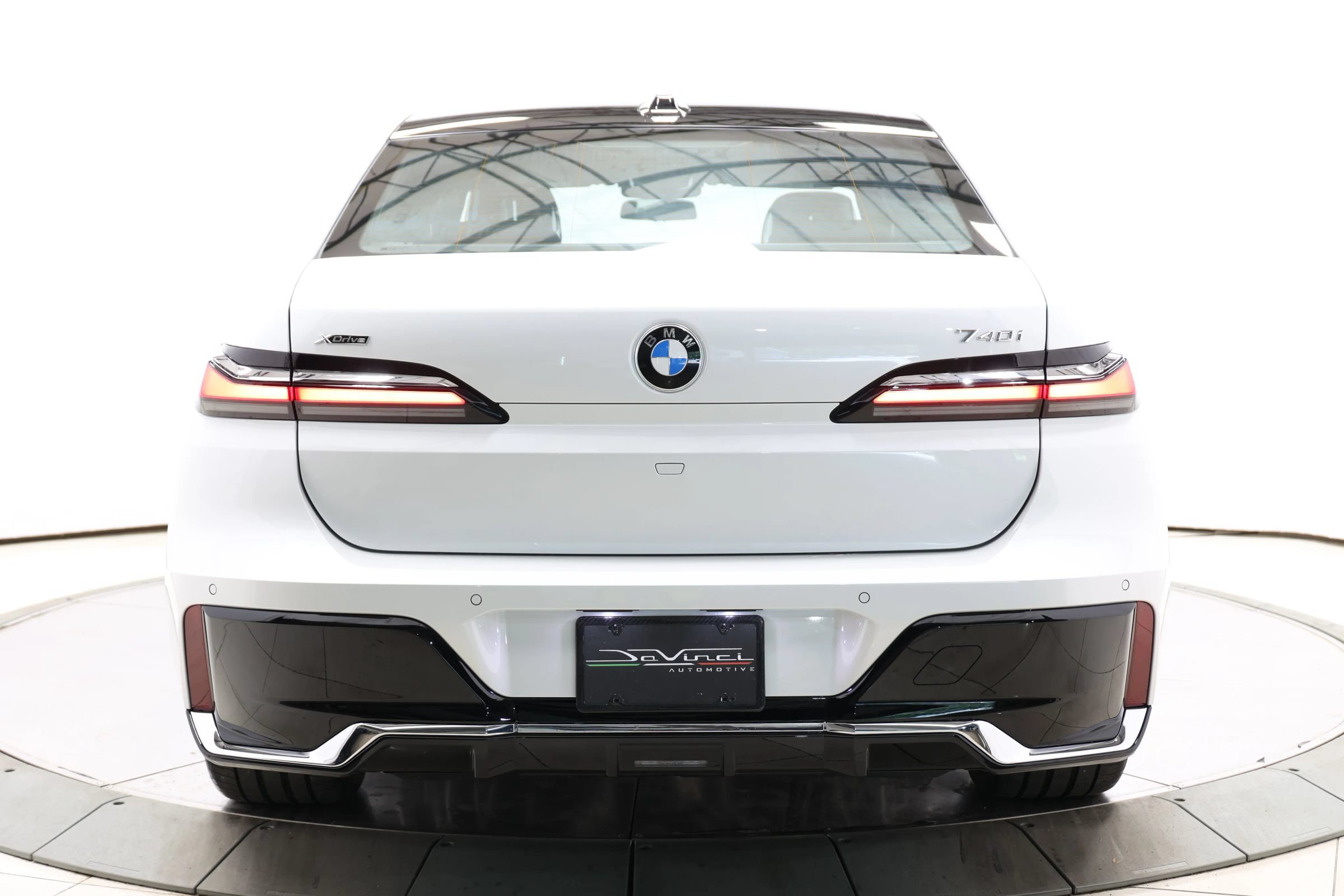 Used 2025 BMW 740i xDrive w/ Executive Package AWD/4WD image 73